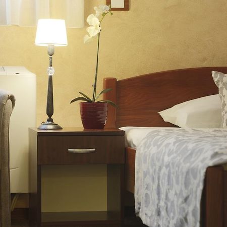 Accommodation Tara Βελιγράδι Εξωτερικό φωτογραφία